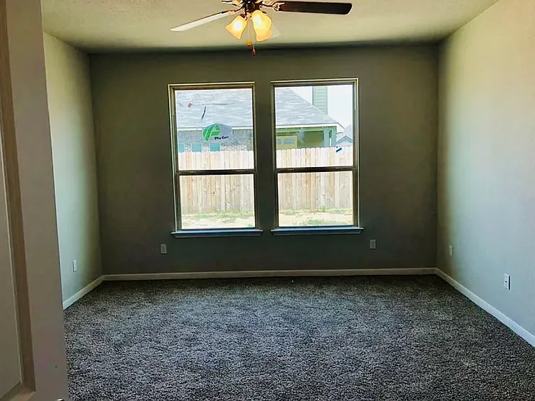 2708 Beutel Rd — Photo 11