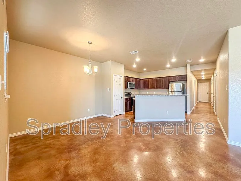 Southwood Hills — Photo 4