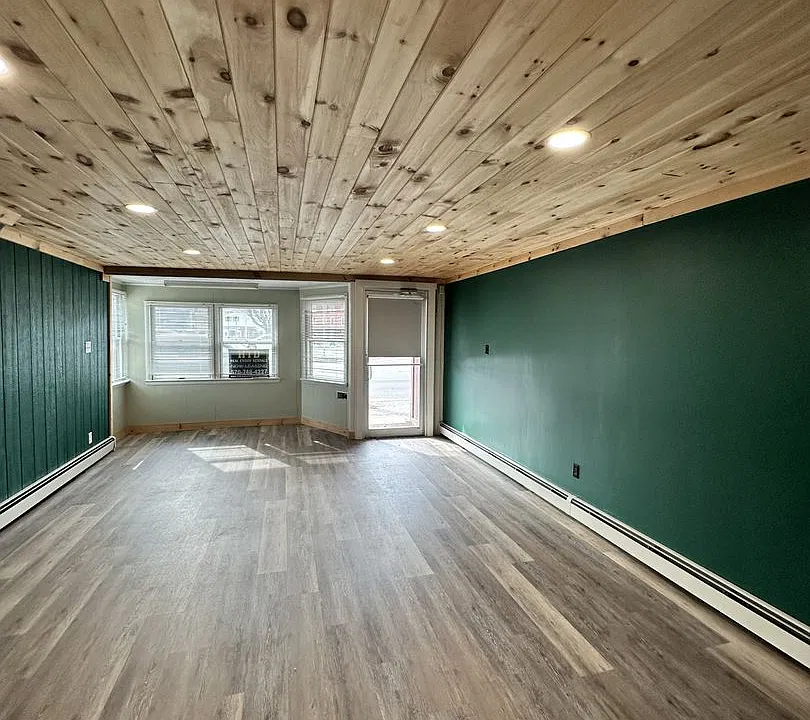 29-35 Bellefonte Ave