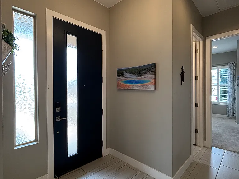 4849 S Martin Dr — Photo 4