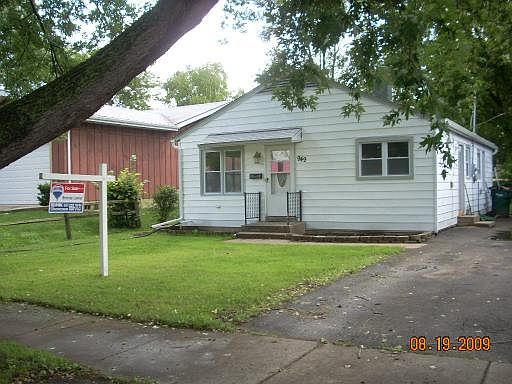 1st image of 949 S Pine St