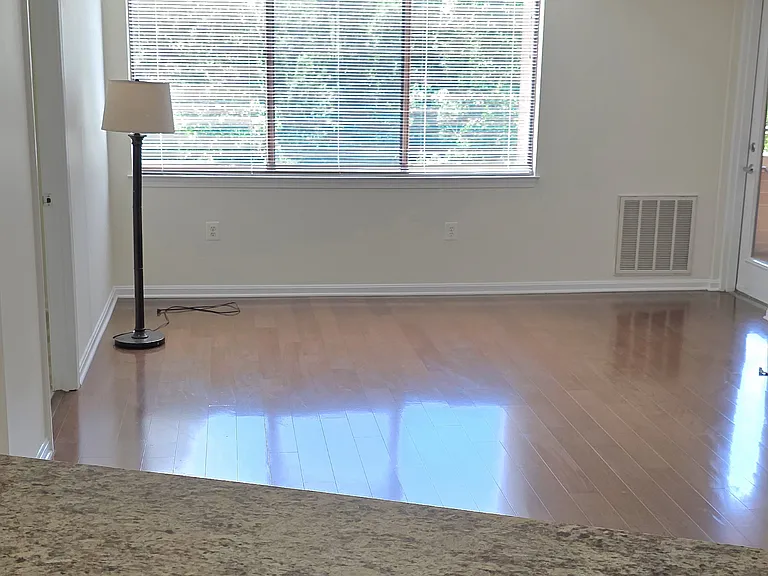 10101 Grosvenor Pl #520 — Photo 28