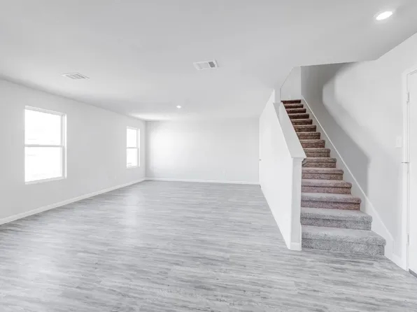 109 Beth Ave, Alvord, TX 76225