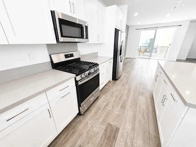 1980 Affinity Ln — Photo 13
