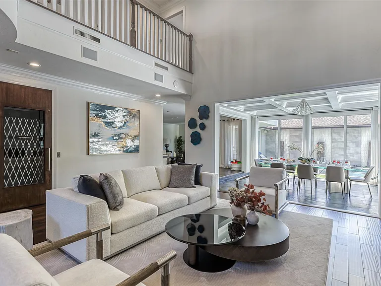 524 Poinciana Dr — Photo 22