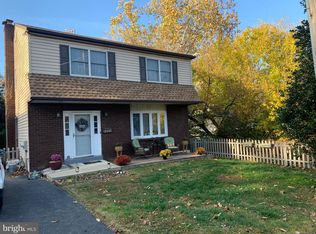 212 E Maple Ave, Brookhaven, PA 19015