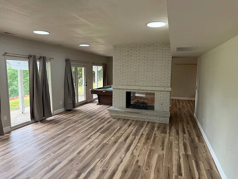 7885 NW Ridgewood Dr — Photo 14