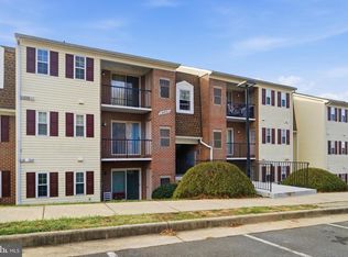 14901 Rydell Rd APT 303, Centreville, VA 20121