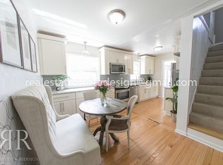 129 Ridgewood Dr, Hopkins, MN 55343