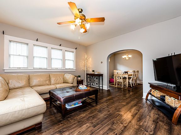 4th image of 537 La Salle Ave