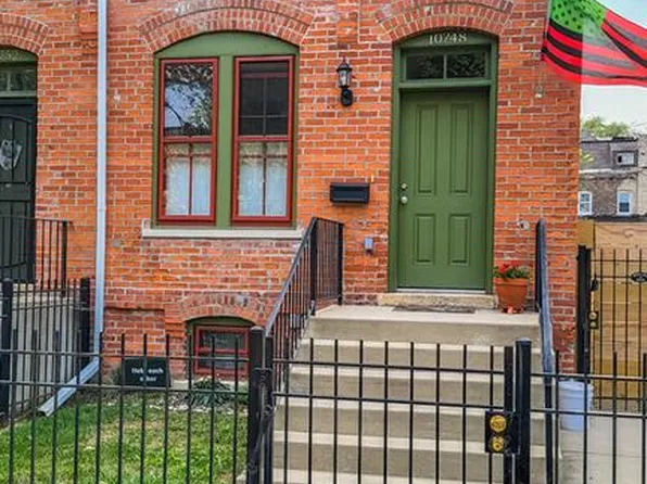10748 S Champlain Ave, Chicago, IL 60628