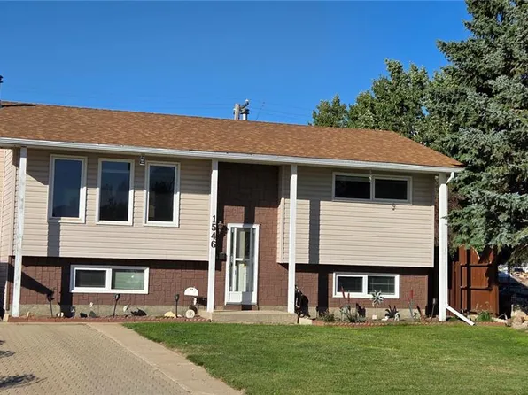 1546 Hochelaga STREET W, Moose Jaw, SK S6H 6G5