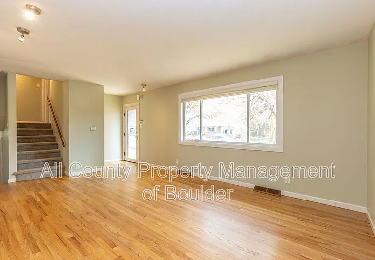 4481 Hamilton Ct — Photo 3