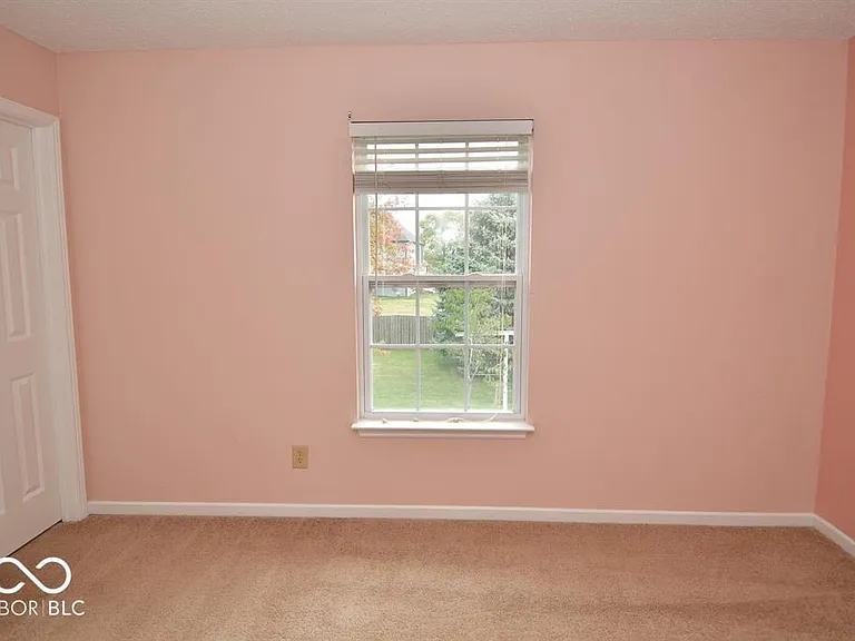 15208 Radiance Dr — Photo 37