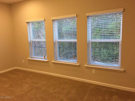 4th image of 3307 Shinnecock Ln