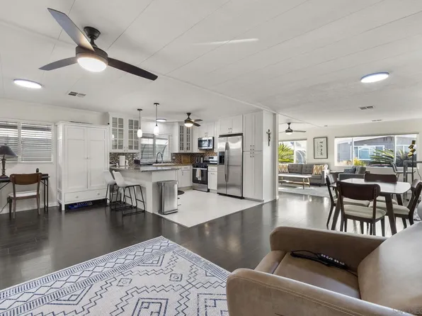 7004 San Bartolo St, Carlsbad, CA 92011