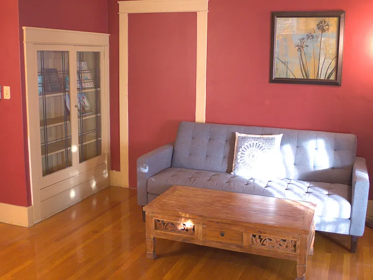 610 Lindaraxa Park — Photo 4