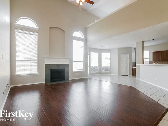 5th image of 215 Quail Meadows Ln