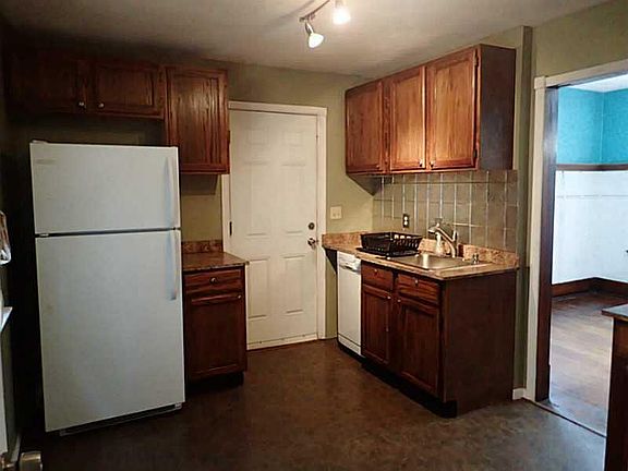 5th image of 1157 W 23rd St