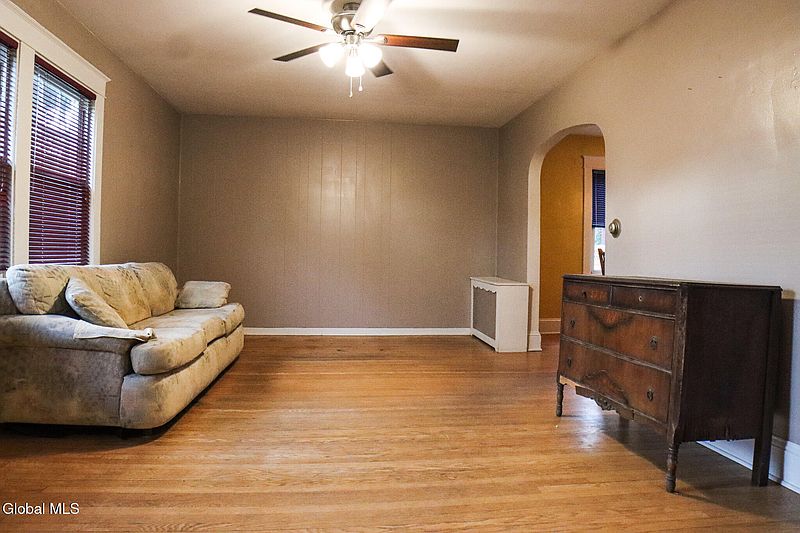 2nd image of 21 Turner Place
