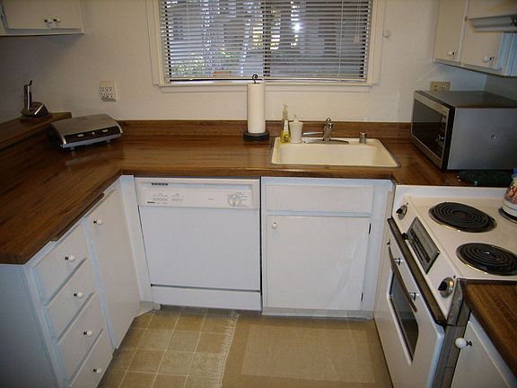 4th image of 1001 E Evelyn Ave #133