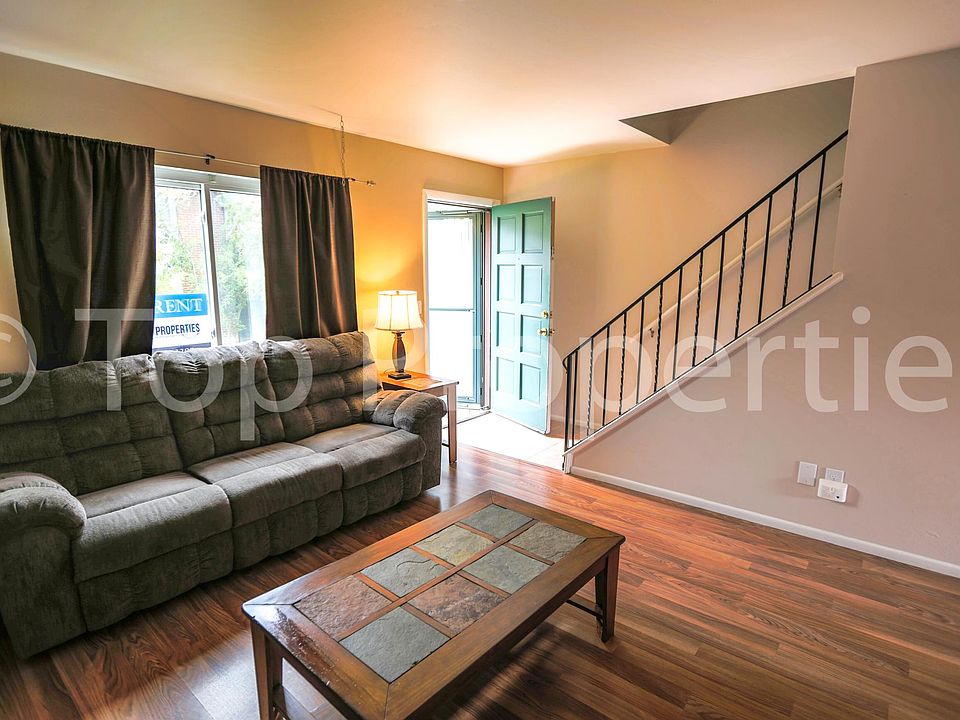 1st image of 21 Evergreen St