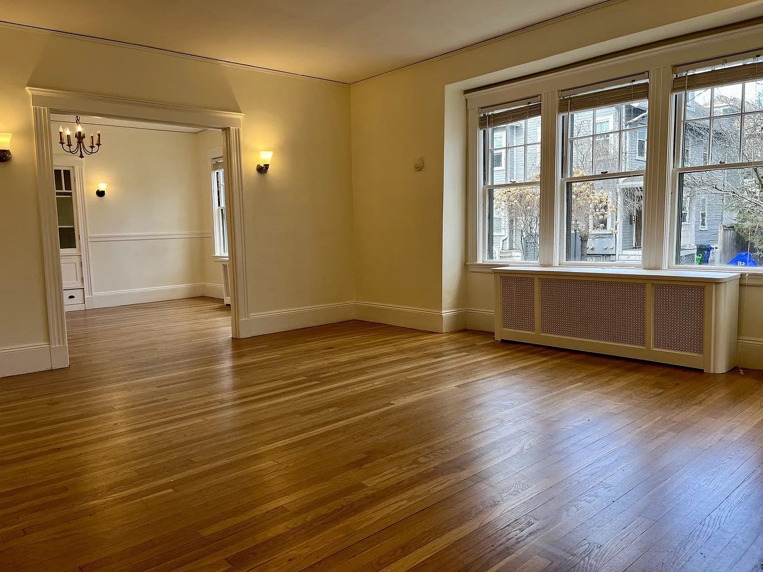 2 bed, 1300 sqft, $3,500 — Photo 3