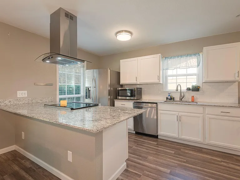 2211 Yewpon Dr — Photo 8