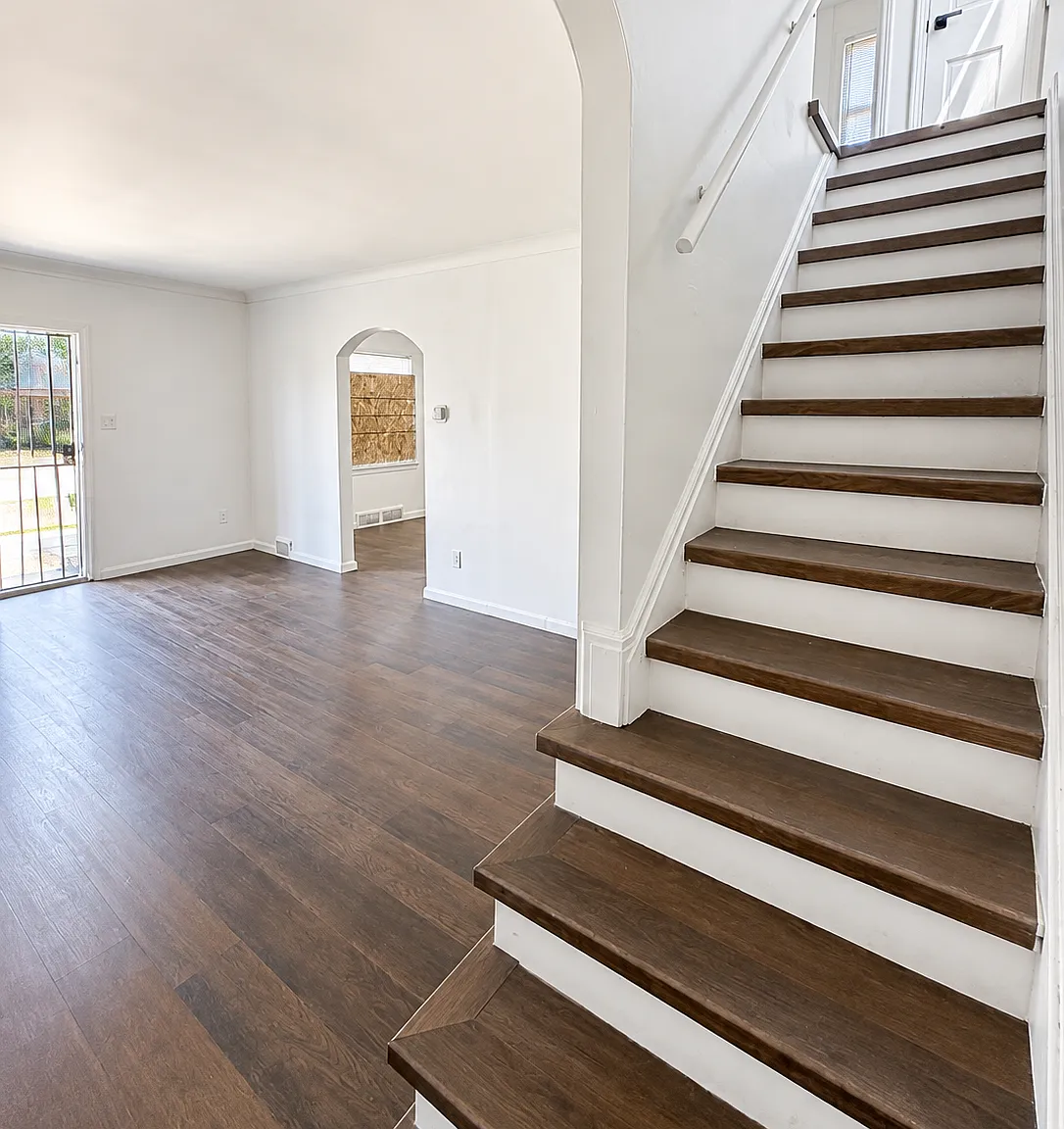 10584 Somerset Ave — Photo 4