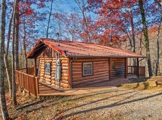 3847 Warden Branch Ln, Gatlinburg, TN 37738