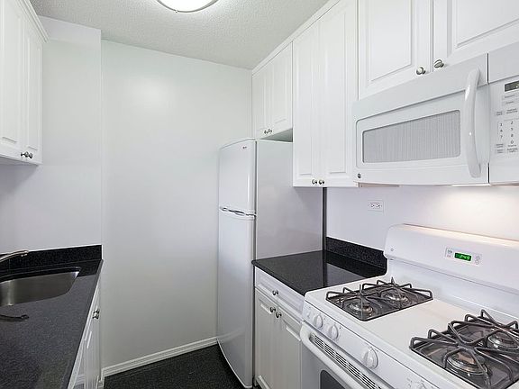4th image of 155 E 29th St APT 2E