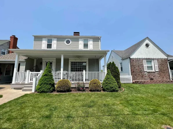 222 Gordon St, Bridgeport, WV 26330