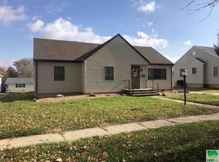 621 Madison St, Remsen, IA 51050