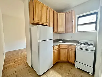 Rented by KNOCKKNOCK LLC