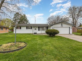 1655 Van Wagoner Dr, Saginaw, MI 48638