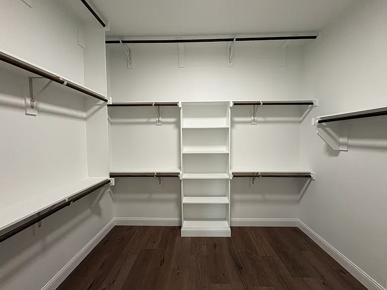2206 Hartley Dr — Photo 13