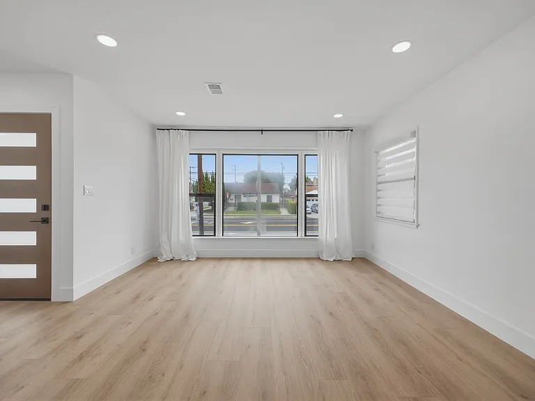 4463 Palo Verde Ave — Photo 23