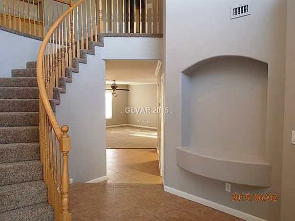 4th image of 9724 Sunlight Canyon Ct