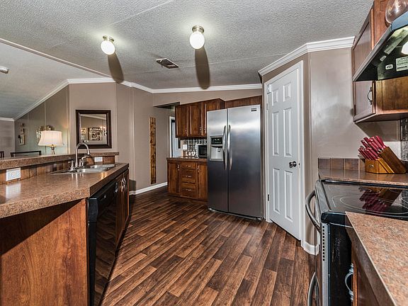 4th image of 173 Chardonnay Dr