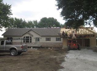950 Jaxsen St, Ogden, IA 50212