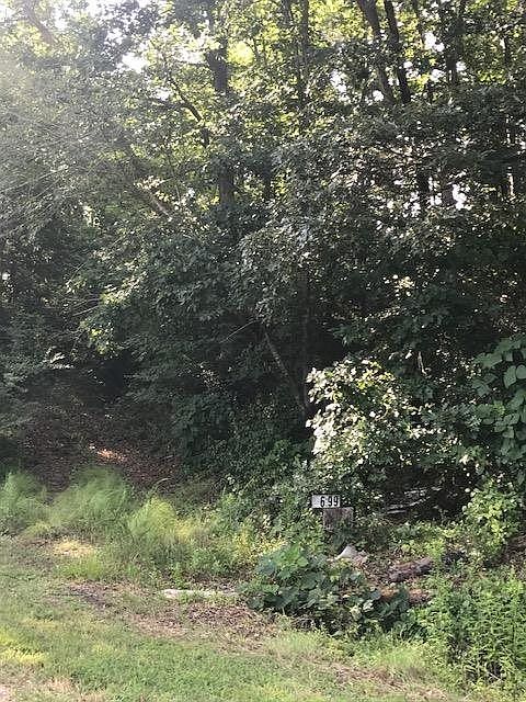 2nd image of 697 Bridges Farm Rd