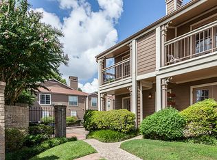 1860 White Oak Dr #251, Houston, TX 77009