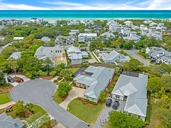 4th image of 136 Suzanne Dr