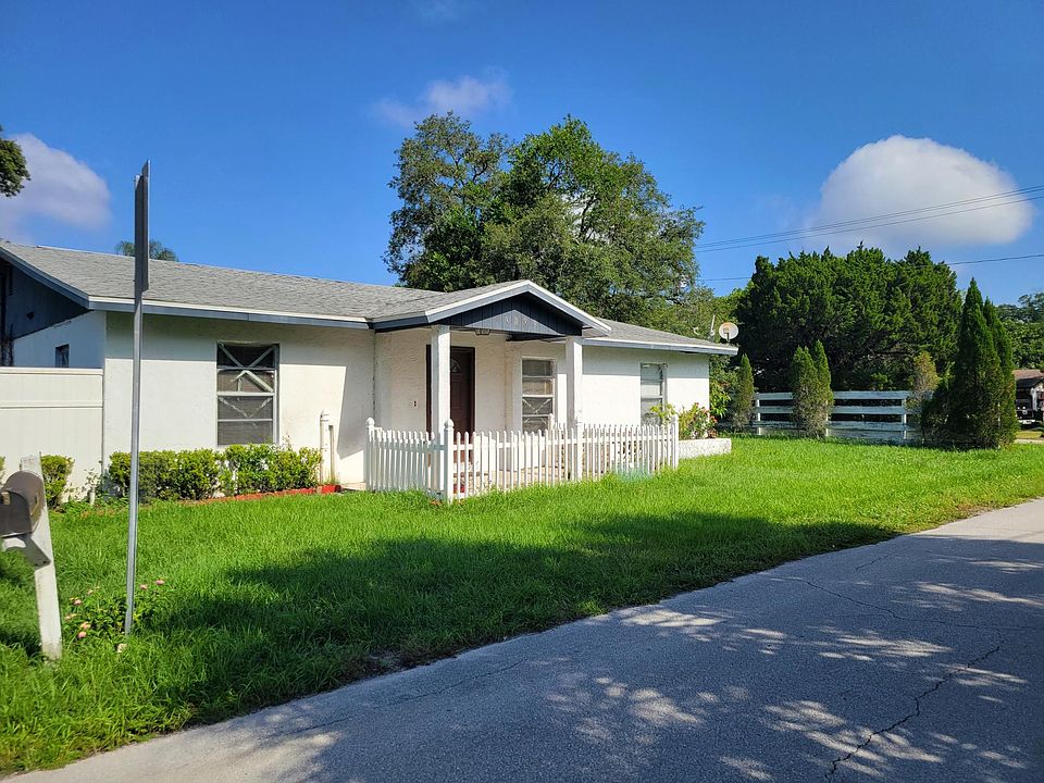 1st image of 10808 N Sassafrass St