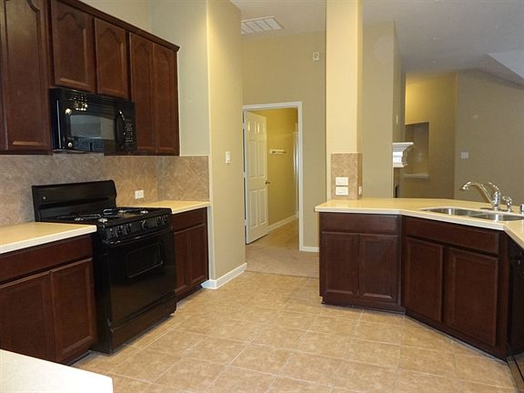 2nd image of 6227 Oxford Lake Dr