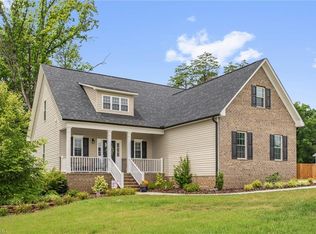 4812 Lord Andrews Pl, Liberty, NC 27298