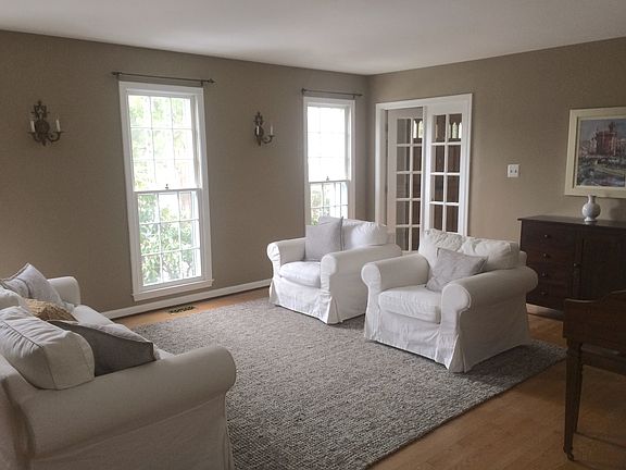 Living / Sitting Room