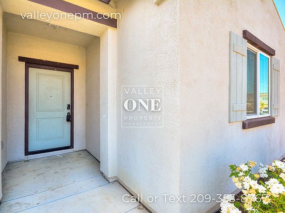 5th image of 637 Mansfield Dr