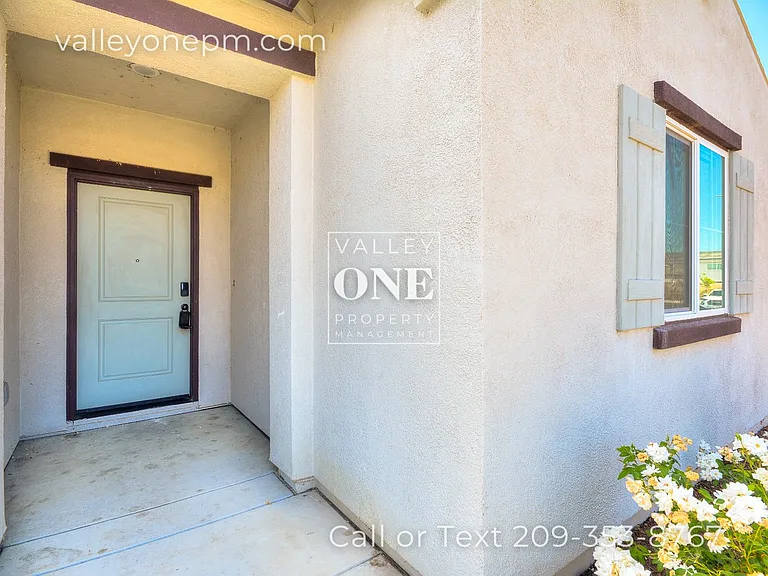 637 Mansfield Dr — Photo 5