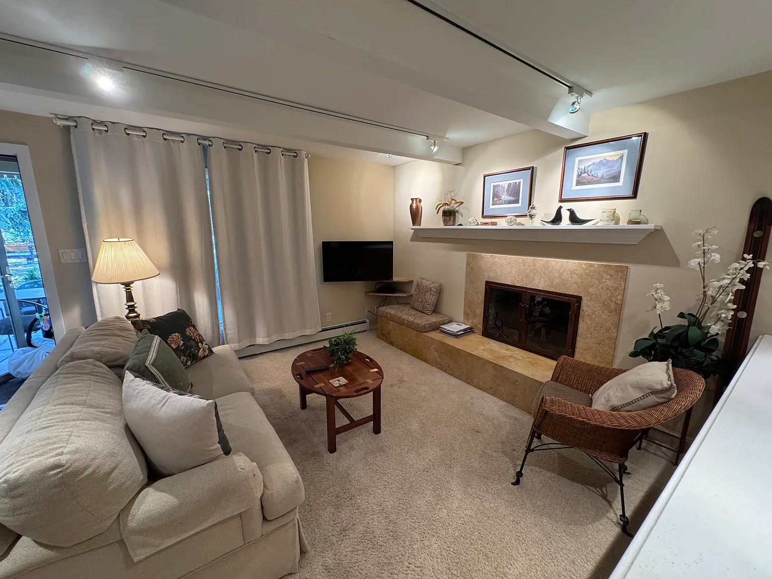 1 bed, 557 sqft, $7,500 — Photo 4